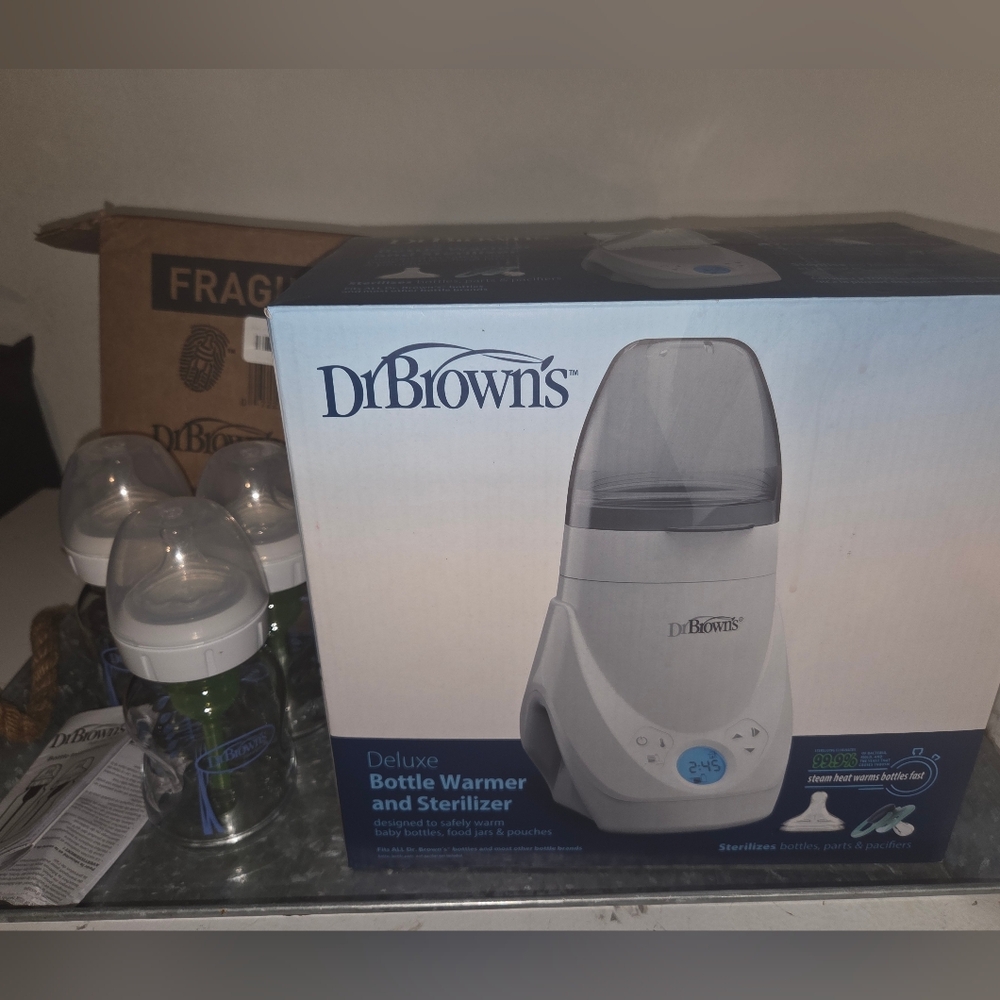 Dr. Brown's Bottle Warmer and Sterilizer AND 5 Ozs. Glass Natraul Flow 3 Bottles